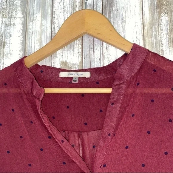 41 Hawthorn Red Dot High Low Button Down - Picture 4 of 6